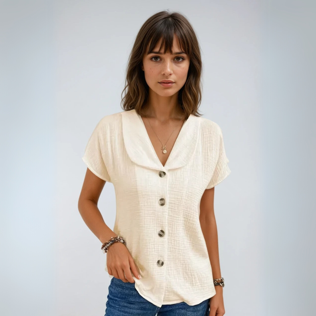 Ilse™ | Buttoned Top with Collar